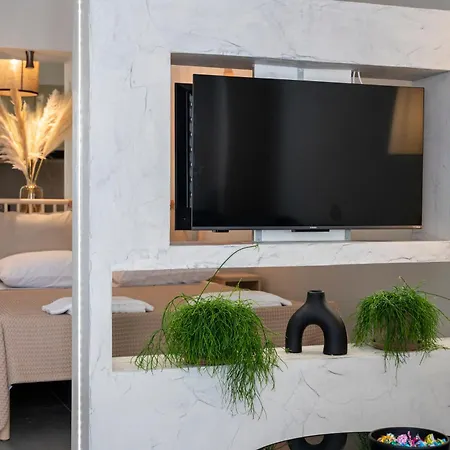 Апартаменты Aram's Port House *