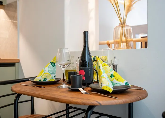 Aram's Port House * Кос